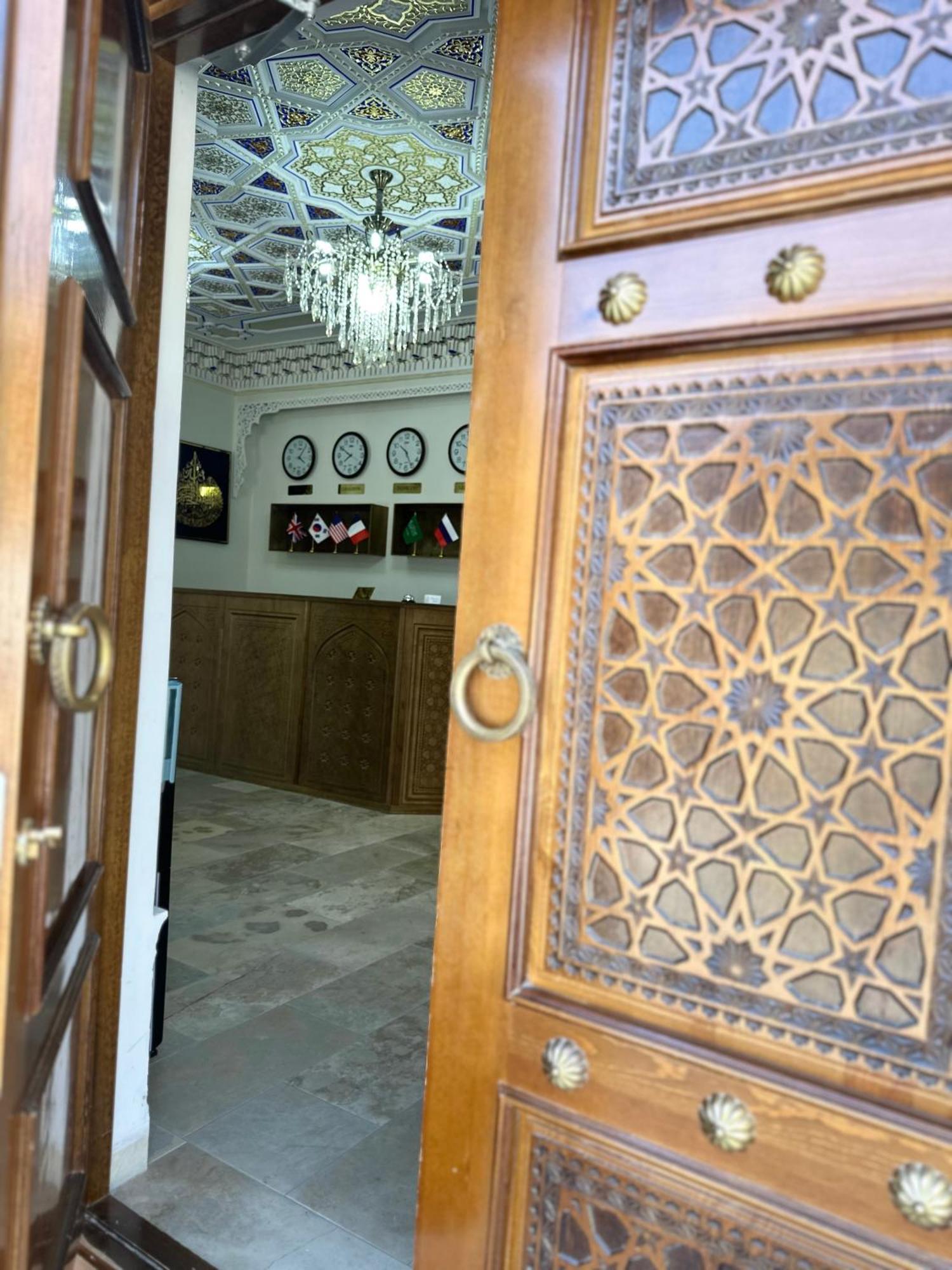 Hotel Zarhal Bucara Exterior foto